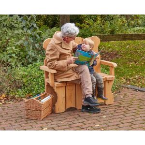 Co-Reading Throne
