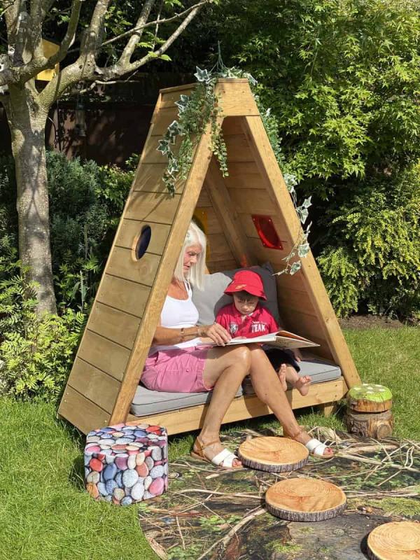 Let's Get Talking: Supporting EYFS Communication and Language