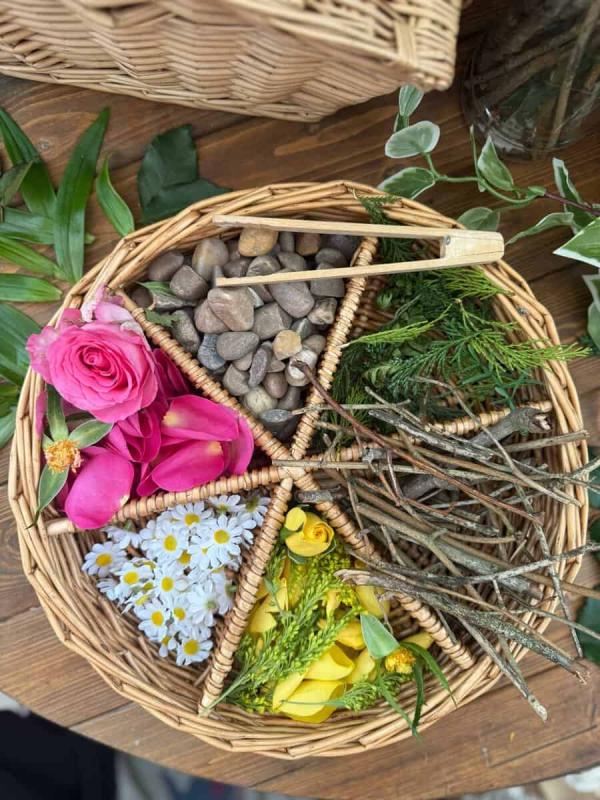 Simple Sensory Spring Activities