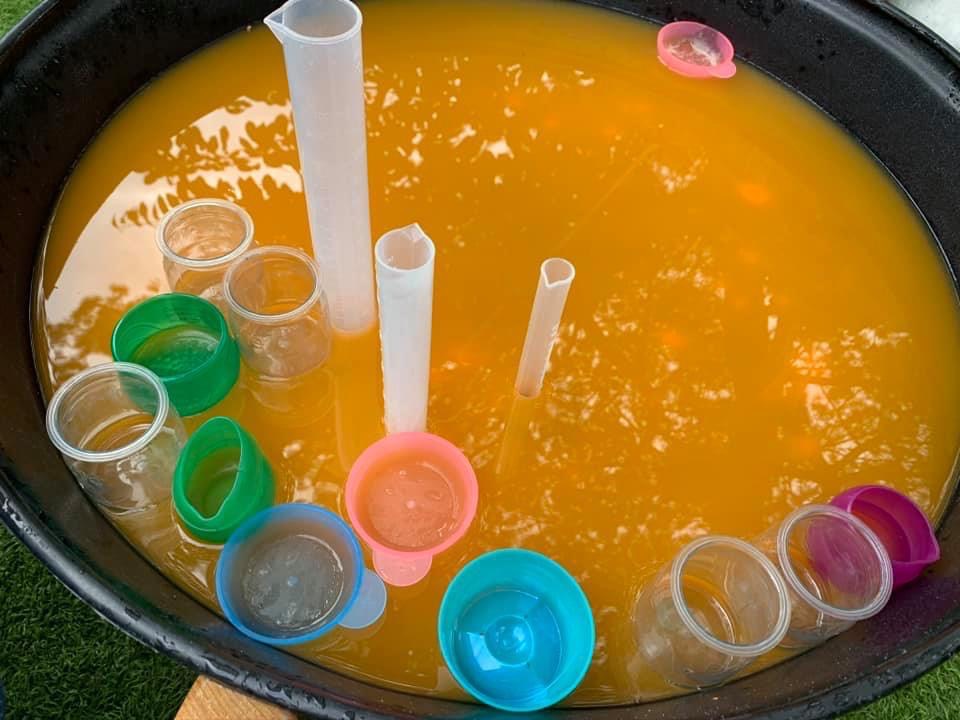 tray play - ark Group - water
