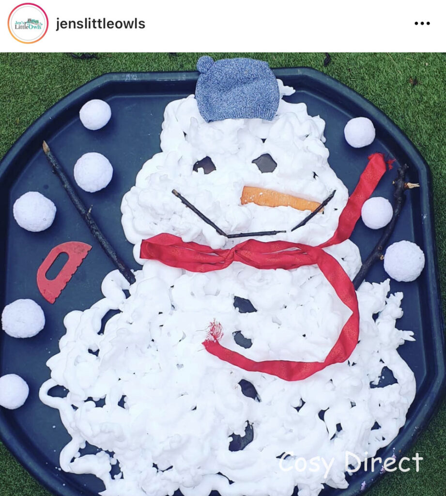 Cosy Christmas Tray Play Ideas