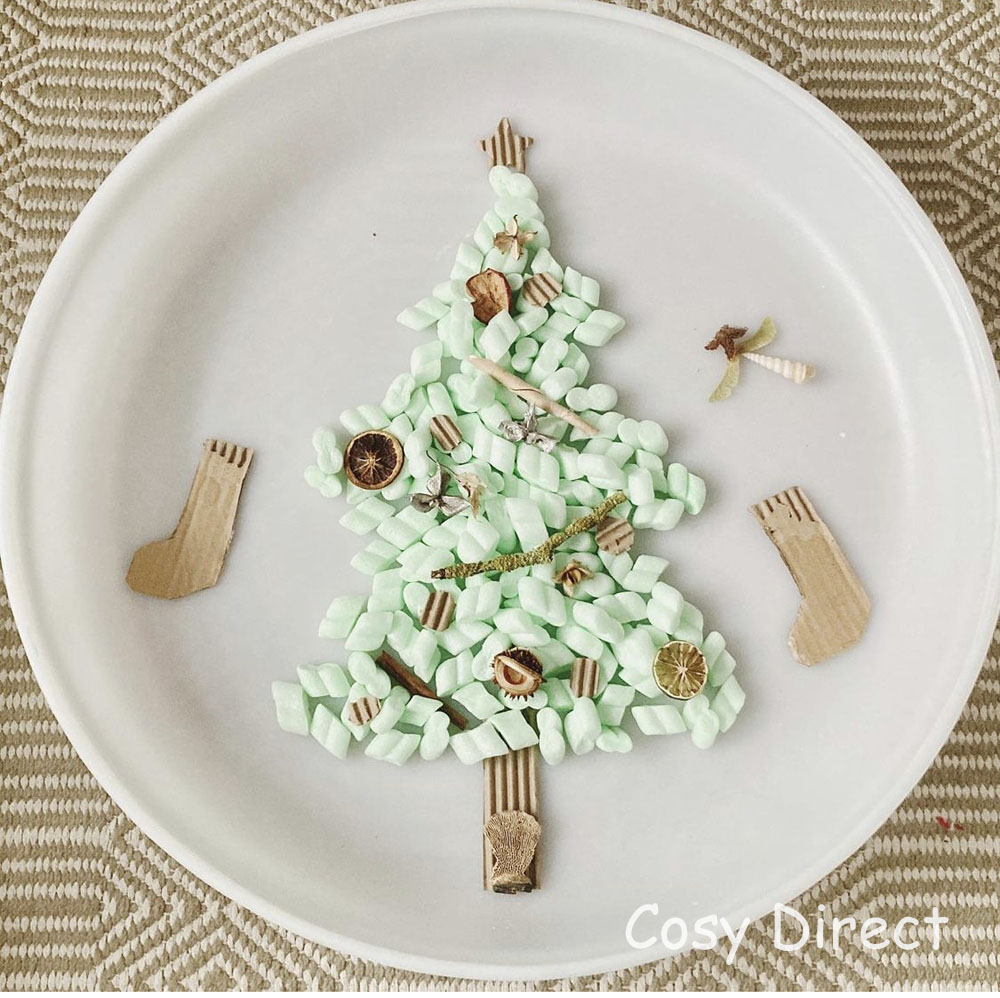 Cosy Christmas Tray Play Ideas