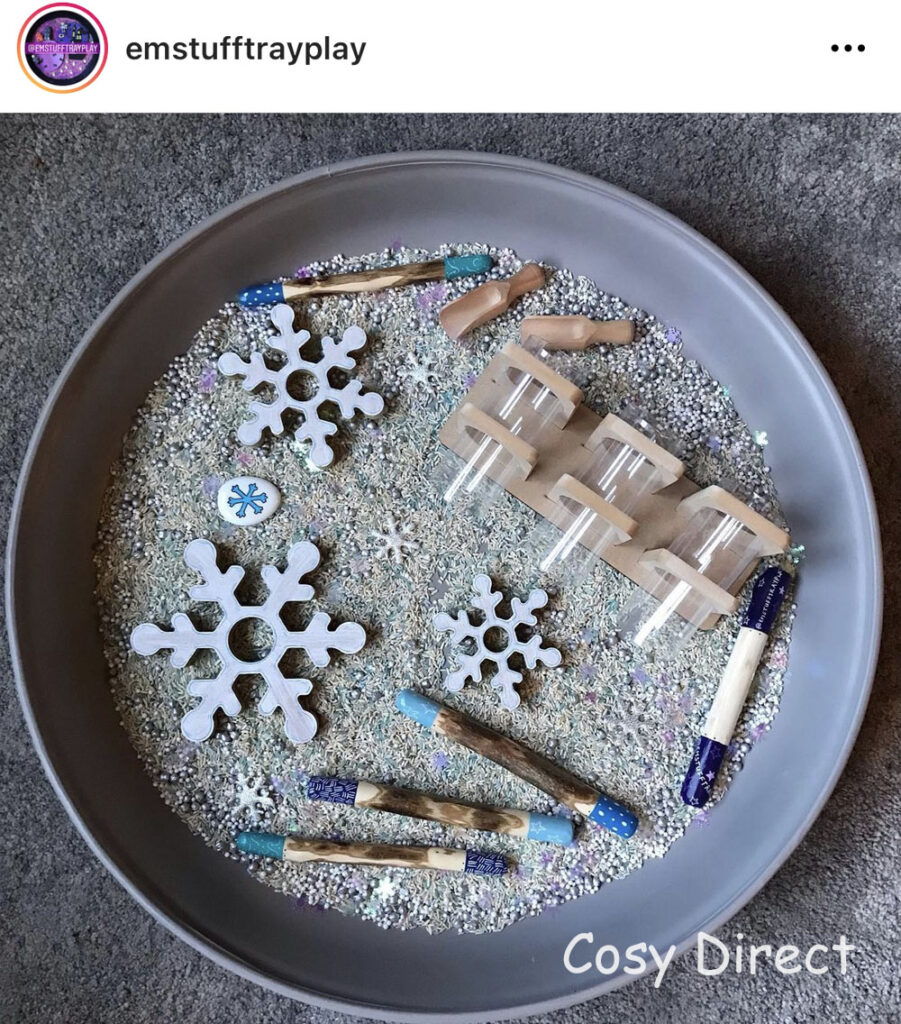 Cosy Christmas Tray Play Ideas