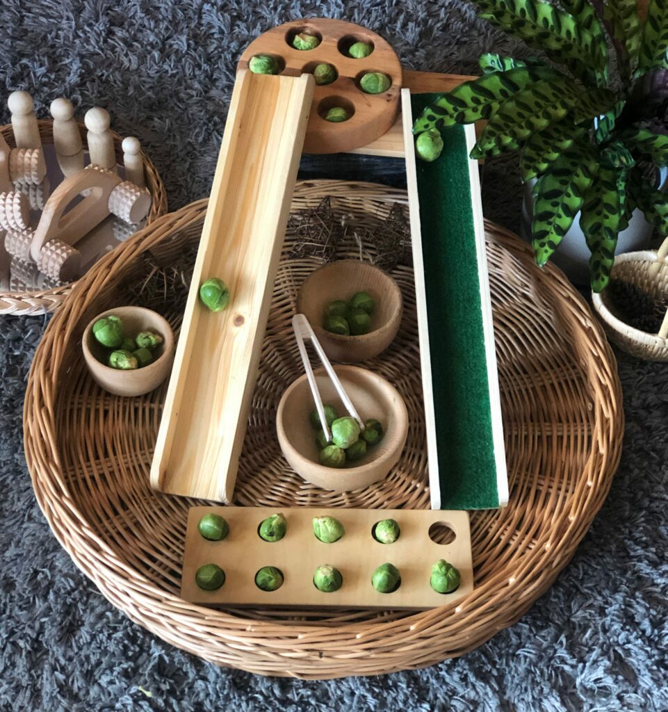 Cosy Christmas Tray Play Ideas